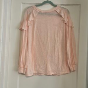 Betsey’s Boutique Shop long ruffle sleeve shirt. Size Large